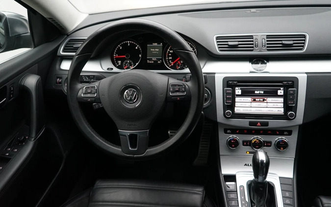 Volkswagen Passat cena 47999 przebieg: 171480, rok produkcji 2012 z Serock małe 352